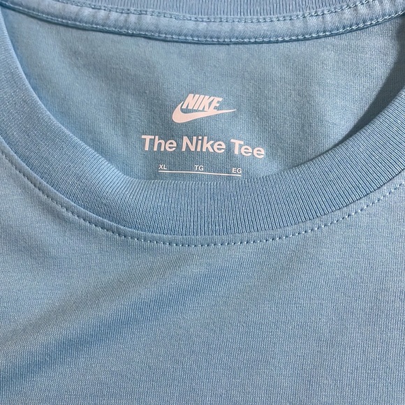 A bundle of two new Nike T-shirt’s - Picture 3 of 5